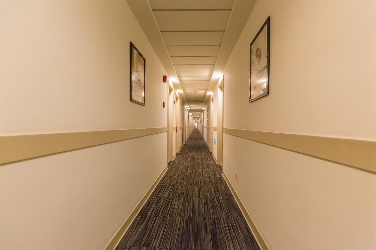 Jinjiang Inn Guangzhou Haizhu Jiangtai Road Subway Station מראה חיצוני תמונה